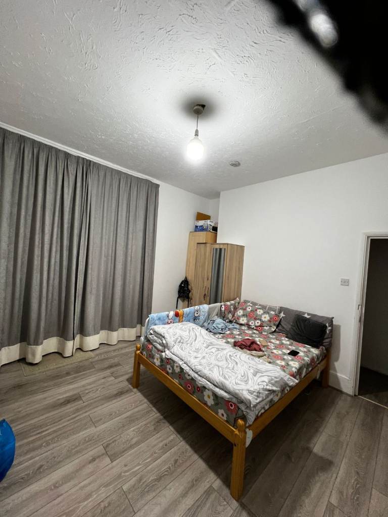 1 bed ground floor flat E7 9HL