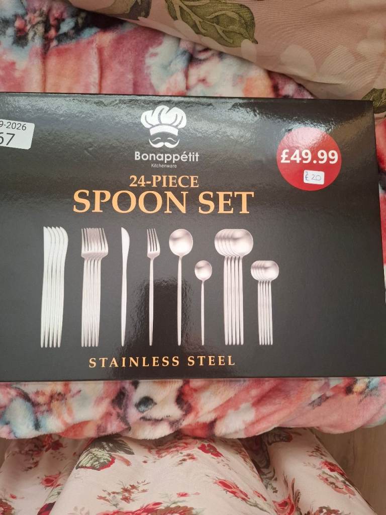 Stainless steel cutlery set new