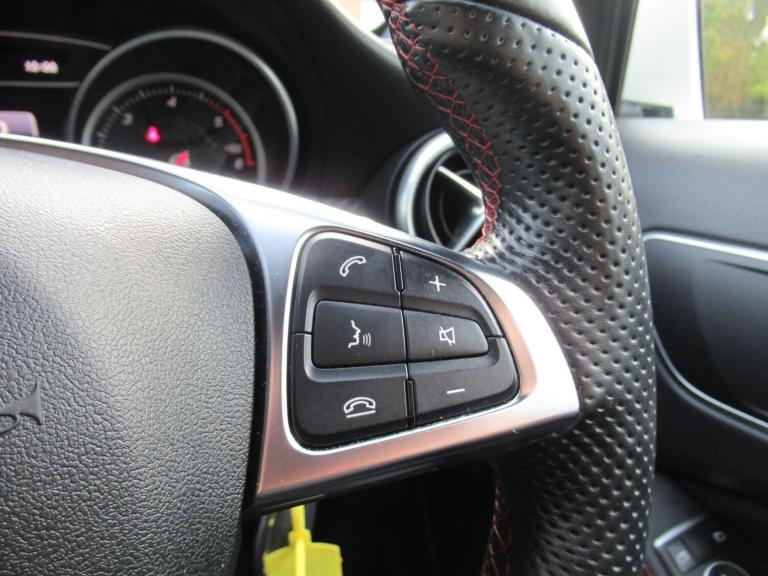 2017 Mercedes-Benz A-Class 2.1 A200d AMG Line Euro 6 (s/s) 5dr HATCHBACK Diesel Manual