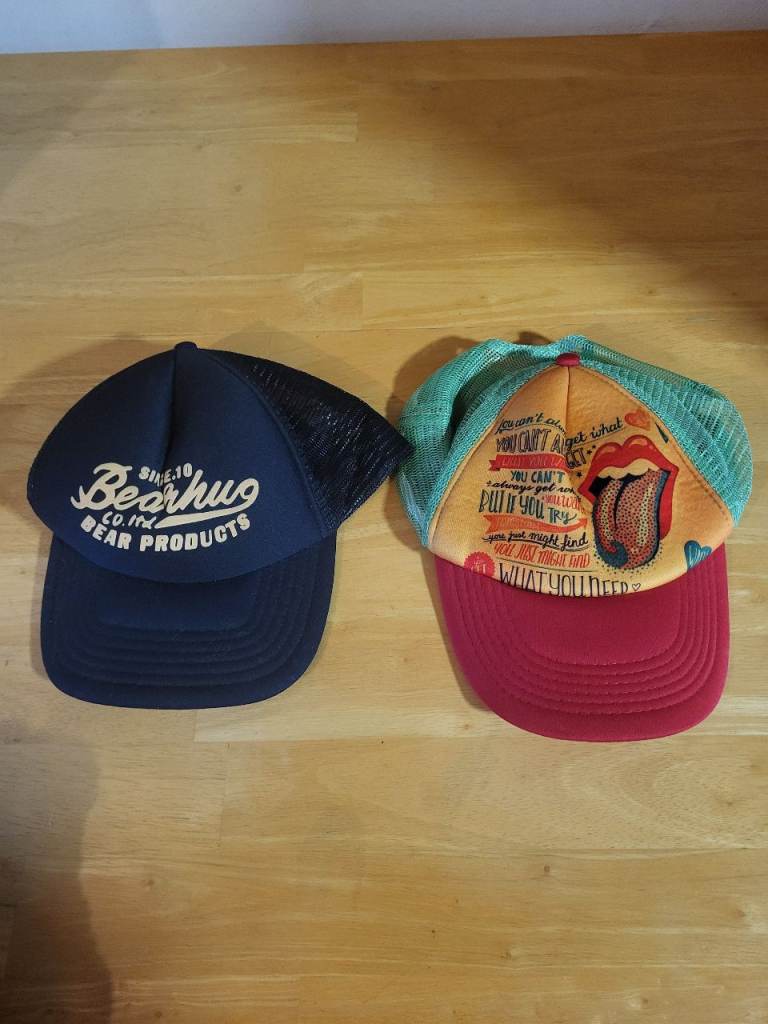 2 x trucker style hats