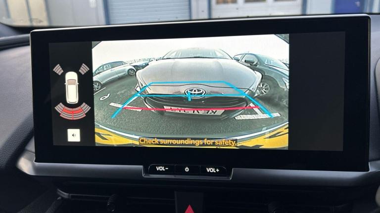 2024 Toyota C-HR 1.8 VVT-h Design SUV 5dr Petrol Hybrid CVT Euro 6 (s/s) (140 ps) HATCHBACK Petro...