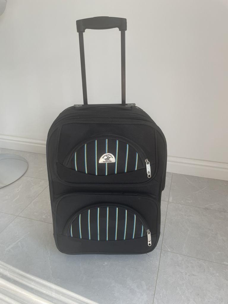 Beverly Hills Polo Club suitcase cabin bag. Smoke/ pet free home
