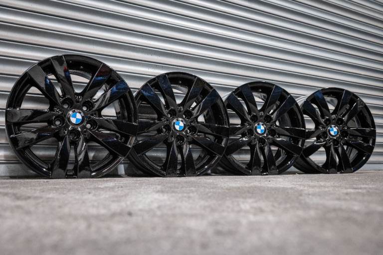 *Refurbished* Genuine 17" BMW 3 Series 161M Staggered Alloy Wheels 5x120 MSport