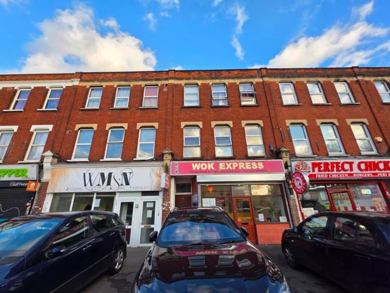 ⭐ Lovely 1/2 Bedroom First-Floor Flat in Catford – Ready to Move In Immediately! ⭐