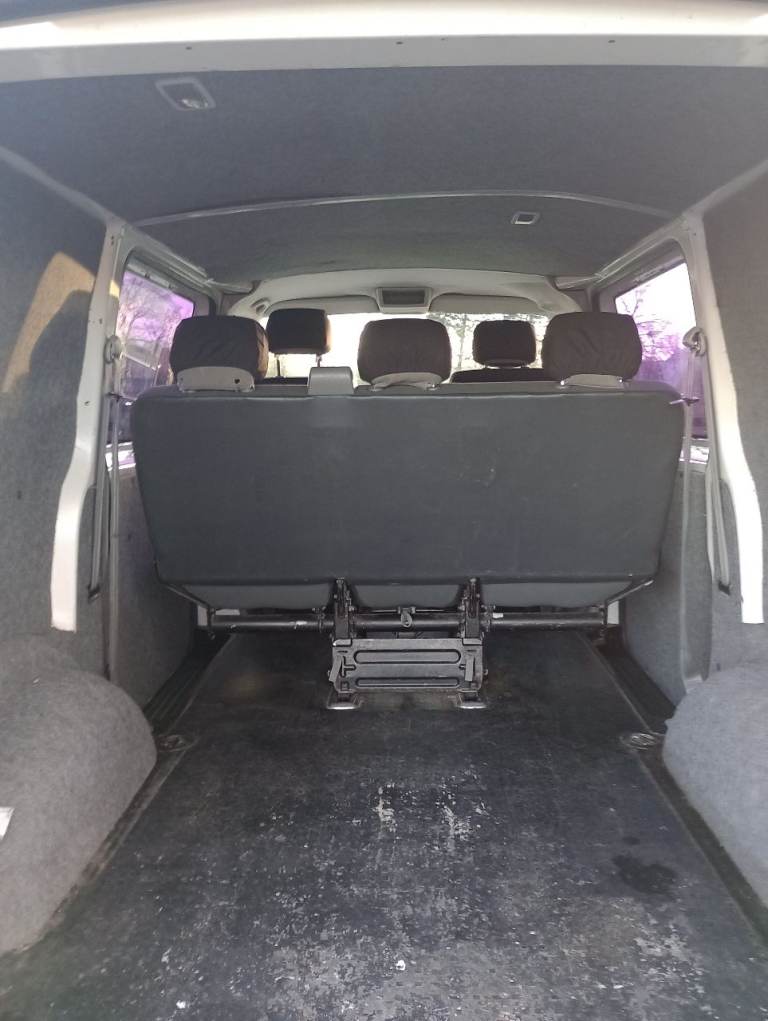 VW Transporter T5 kombi 