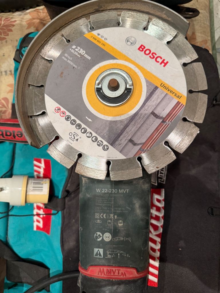 Metabo 230mm W22 MVT 230 110v angle grinder 