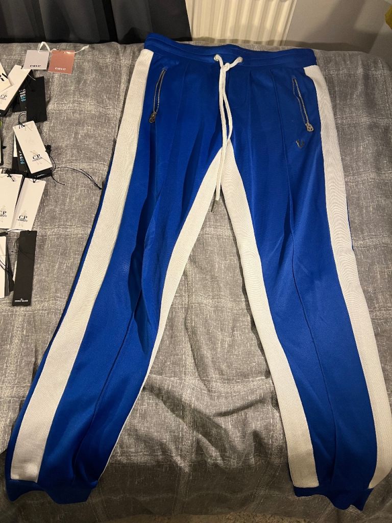 Men’s blue True Religion joggers