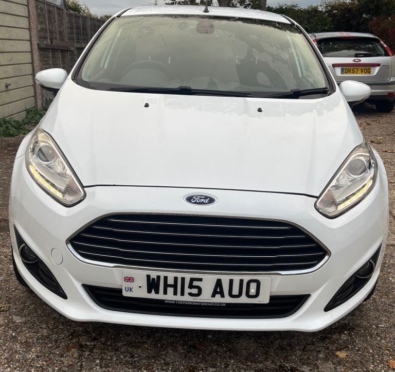Ford fiesta Hatchback 2015 Manual 1.0 eco boost 5 doors