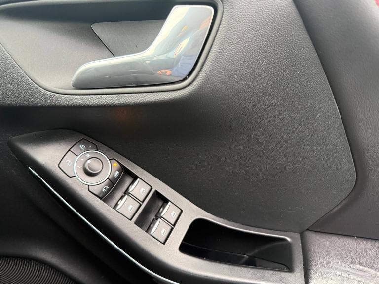 2022 Ford Puma 1.0T Ecoboost mHEV ST-LINE X 125ps Auto 5dr Hatchback PETROL Automatic