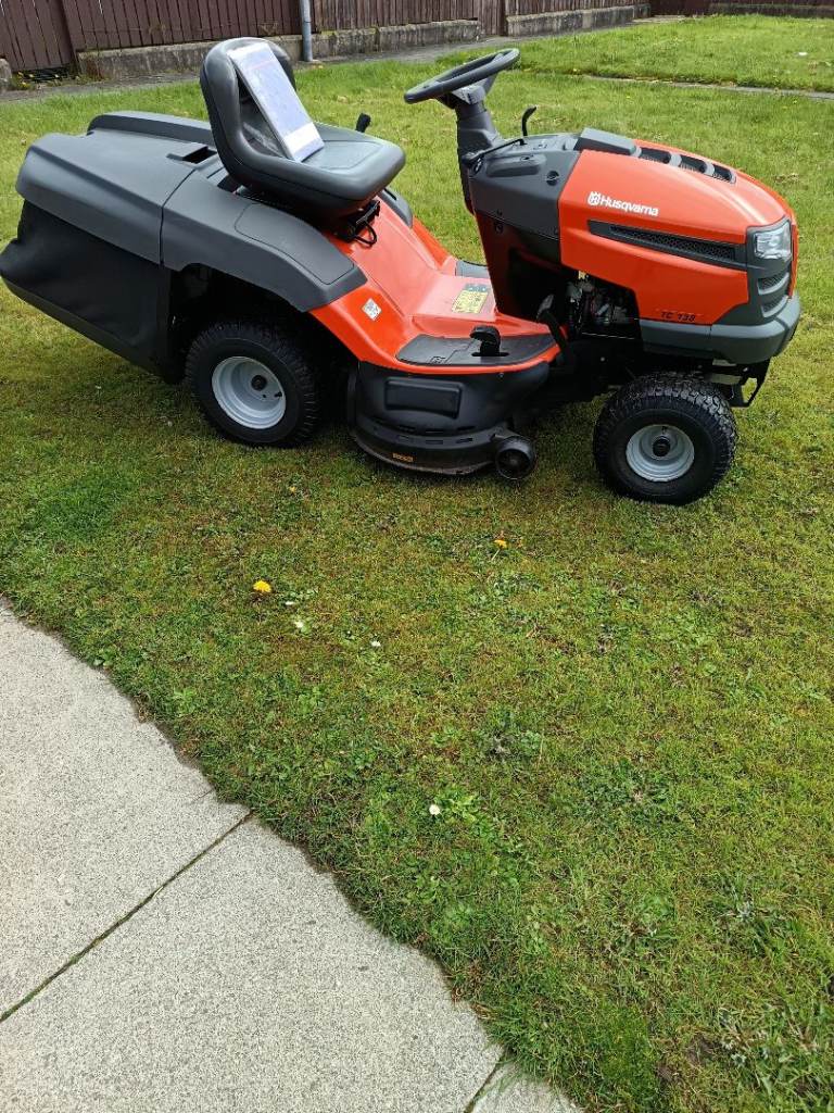 Husqvarna petrol ride on lawnmower 