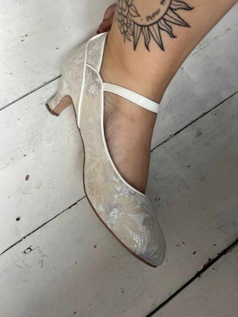 Joe Browns Ivory Floral Heels - Size 9, Good Condition