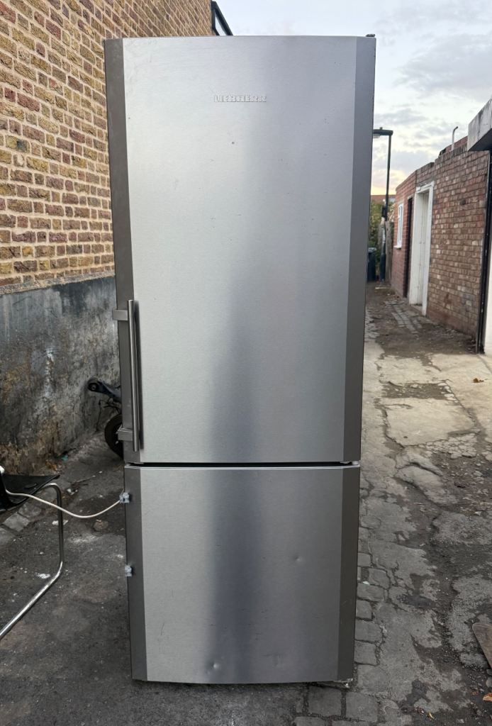 BIG LIEBHERR STAINLESS STEEL FRIDGE FREEZER WITH WARRANTY   