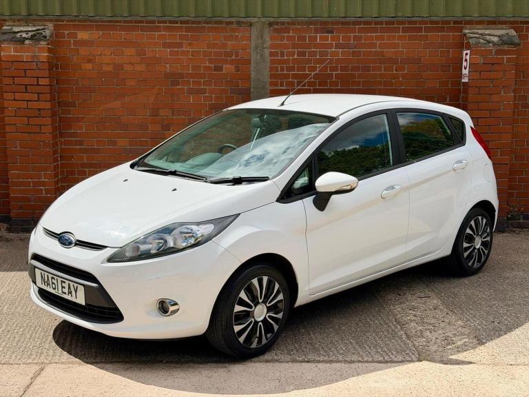 FORD FIESTA 1.25 Edge 5dr 2011