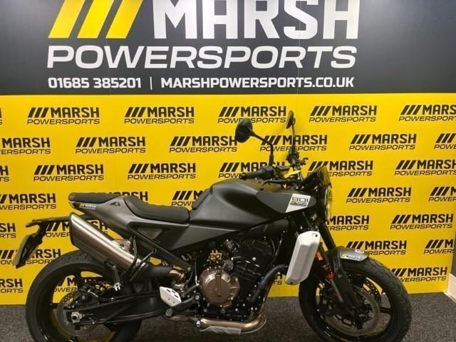 Husqvarna 801 Svartpilen 2024 Model,  ONLY 33 Miles , Fitted with Dynamic Pack