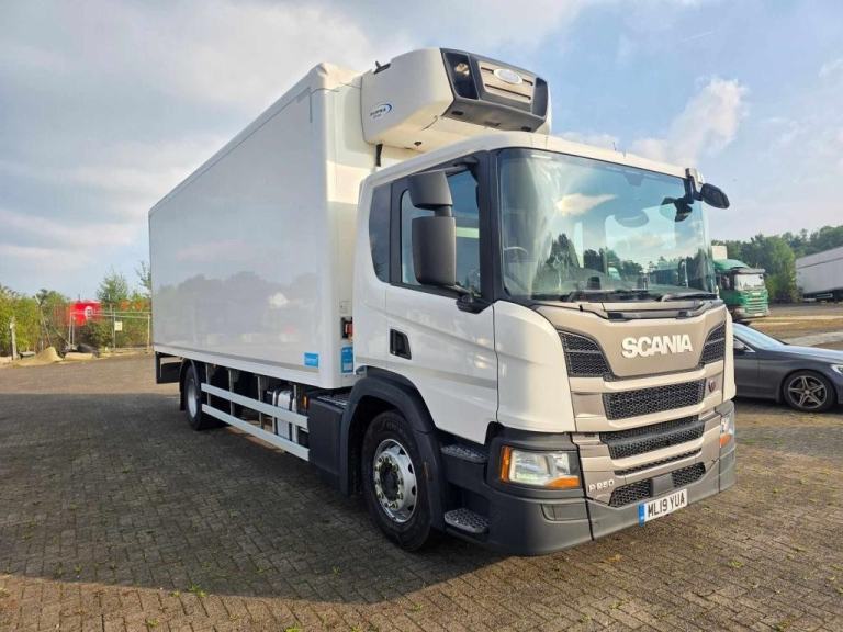 2019 Scania P250 4X2 with 25ft fridge body