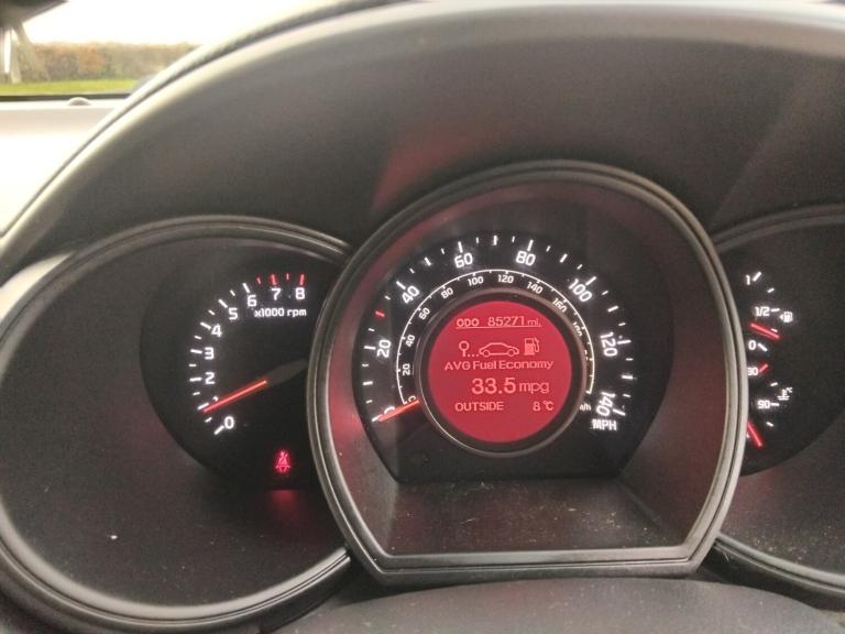 2011 Kia Rio 1.4 3 5 DOOR HATCHBACK VERY ECONOMICAL  FULL MOT AND SERVICE  HATCHBACK Petrol Manual