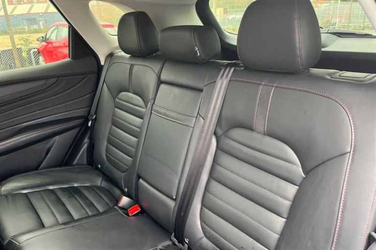 2024 MG MG HS 1.5 T-GDI 16.6kWh Trophy SUV 5dr Petrol Plug-in Hybrid Auto Euro 6 (s/s) (2 SUV Hyb...