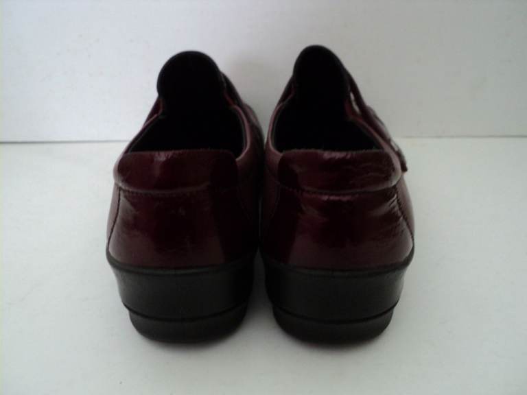 PADDERS ENDURE Women Red Wine Soft Leather Polyurethane Comfort Shoes Size 8 New Box
