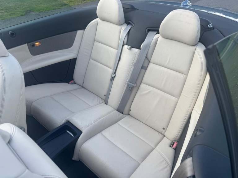 VOLVO C70 2.0 D3 SE Lux 2010