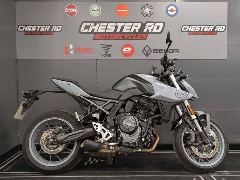 2025 (25) Suzuki GSX-8S in Grey