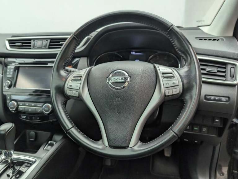 2016 Nissan Qashqai 1.2 DiG-T Tekna [Non-Panoramic] 5dr Xtronic HATCHBACK PETROL Automatic