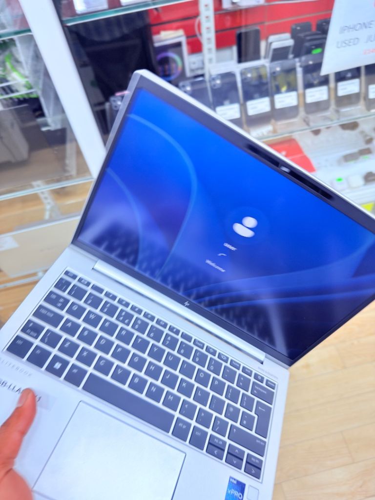 HP EliteBook 830 G10 13.3” Laptop | Intel Core i5-1345U | 16GB RAM | 256GB SSD | Windows 11 Pro
