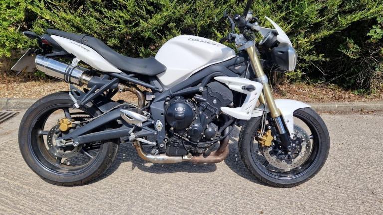2012 12 Triumph Street Triple 675 Naked  21480 Miles