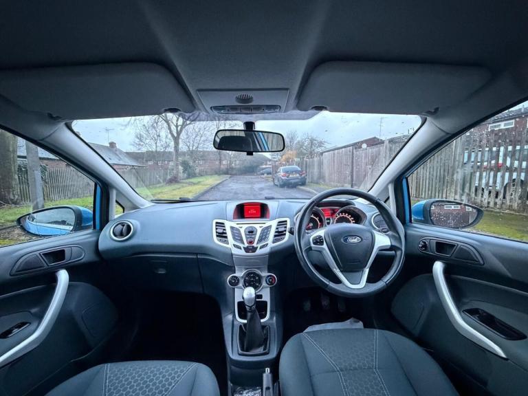 2011 Ford Fiesta 1.25 Zetec 3dr HATCHBACK Petrol Manual