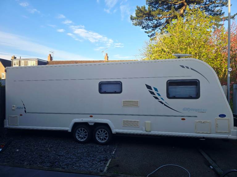 2011 Bailey Olympus 624 Fixed bed twin axle 