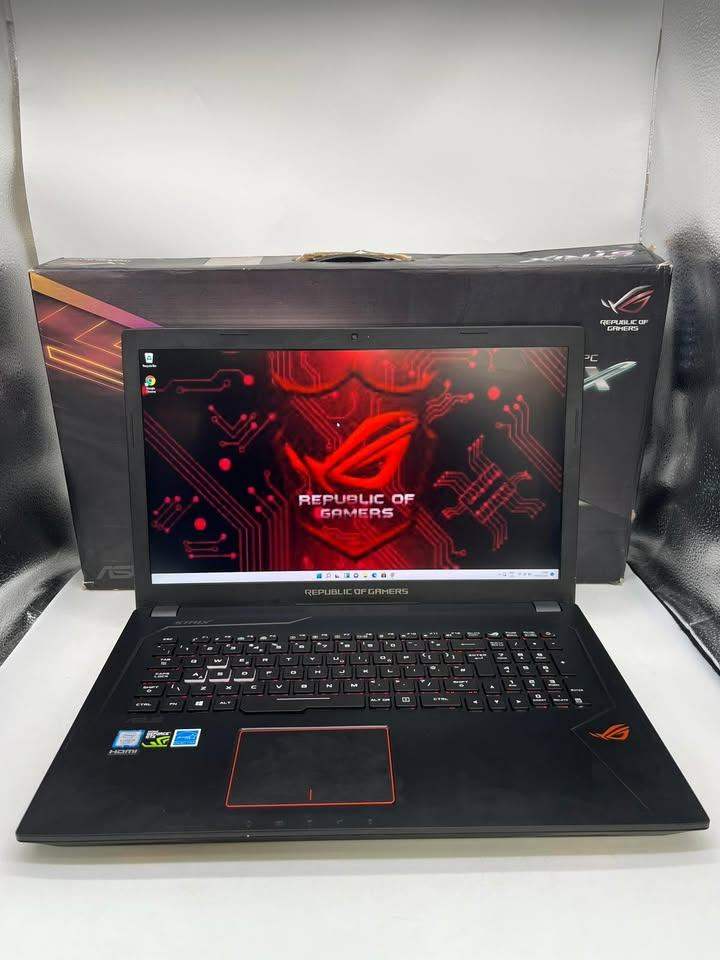 ASUS ROG STRIX Gaming Laptop – i5, 12GB RAM, 1TB SSD, GTX 1050 – Boxed