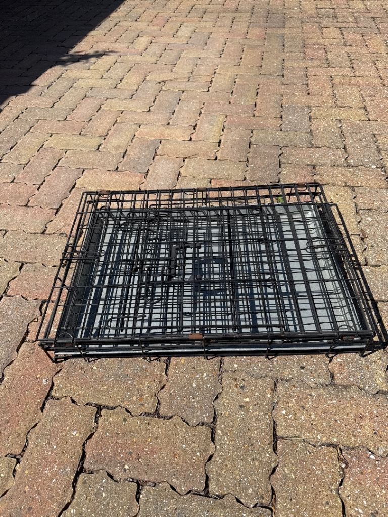 Dog crate small