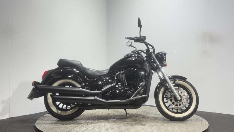 Suzuki Intruder 800 VL 2015 26K CUSTOM LOOKS MOT SERVICED CRUISER BIKE 800CC A2