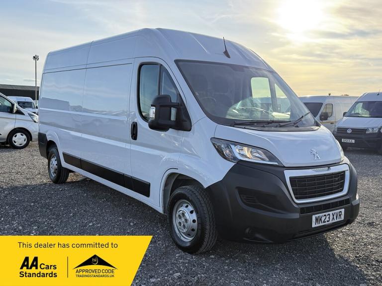 2023 Peugeot Boxer 2.2 BlueHDi H2 Professional Premium+ Van 140ps PANEL VAN DIESEL Manual