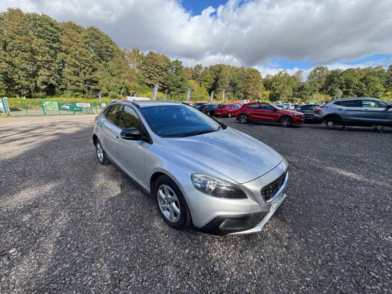 Volvo, V40, Hatchback, 2014, Semi-Auto, 1560 (cc), 5 doors