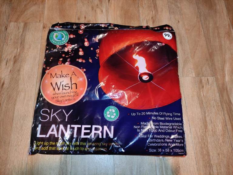 Flying Sky Lanterns, Traditional Chinese Flying Glowing Lanterns