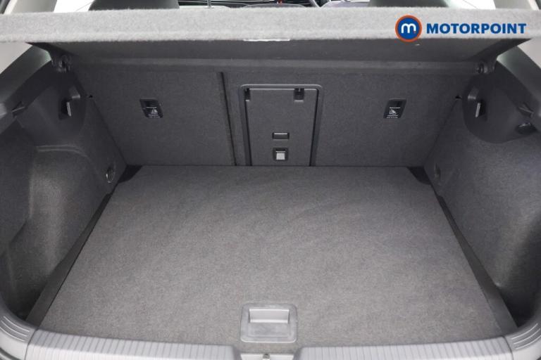 2022 Volkswagen Golf 1.5 TSI Life 5dr Hatchback Petrol Manual