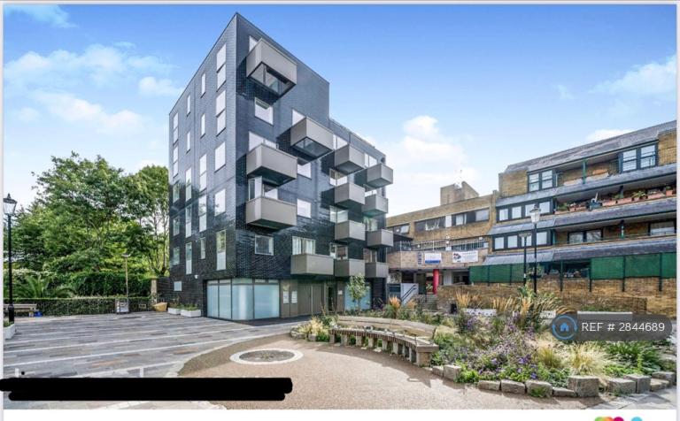 2 bedroom flat in Bevington Road, London, W10 (2 bed) (#2844689)