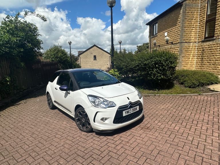 Citroen, DS3, Hatchback, 2013, Manual, 1560 (cc), 3 doors