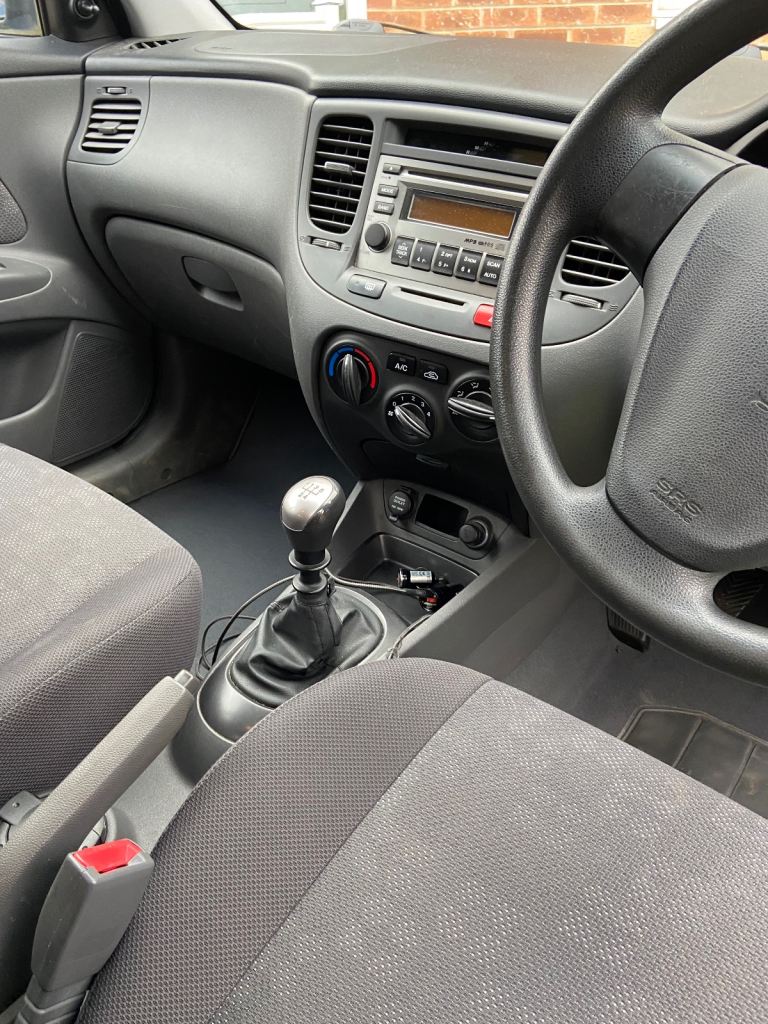 Kia, RIO, Hatchback, 2008, Manual, 1399 (cc), 5 doors