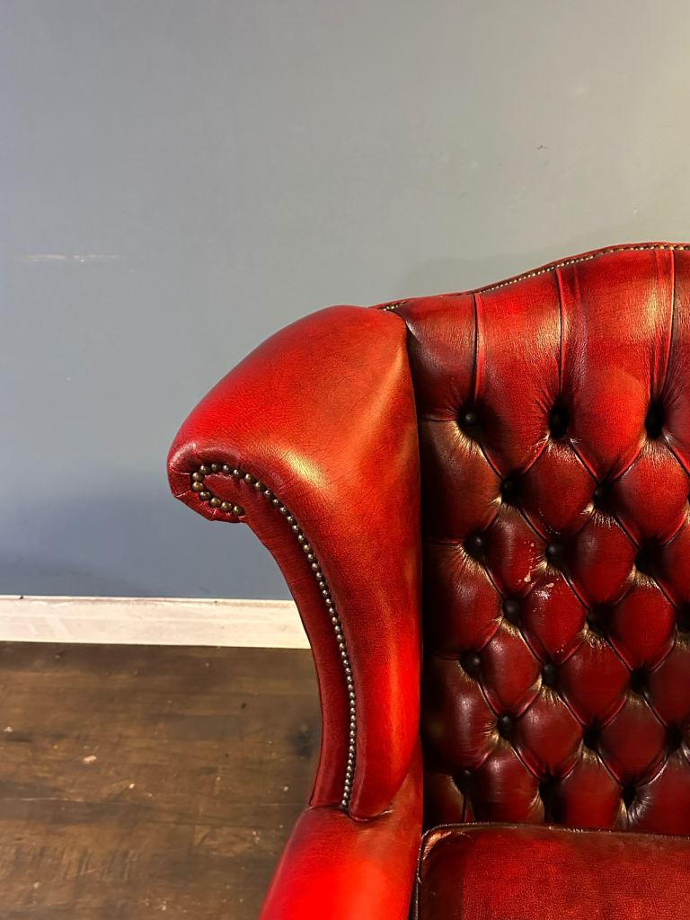 Superb vintage Oxblood leather chesterfield Queen Anne wingback chair Uk delivery 