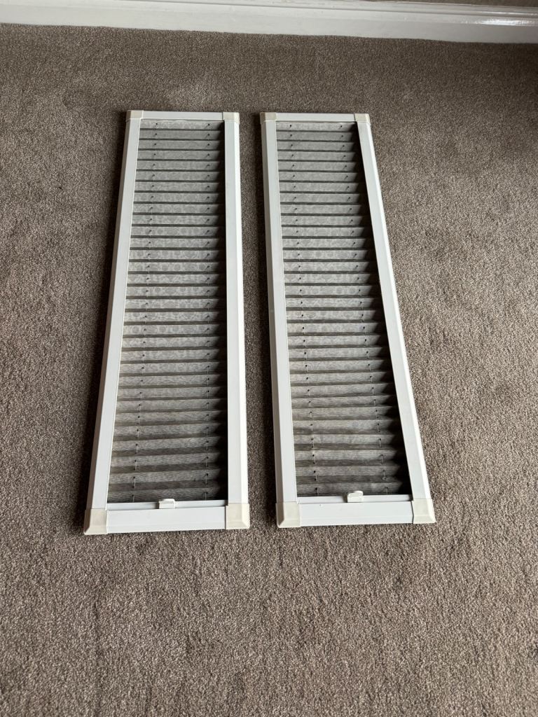 Hillary clip in UPVC door blinds