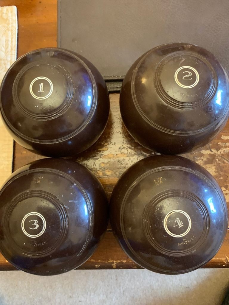 Vintage Thomas Taylor lawn bowls