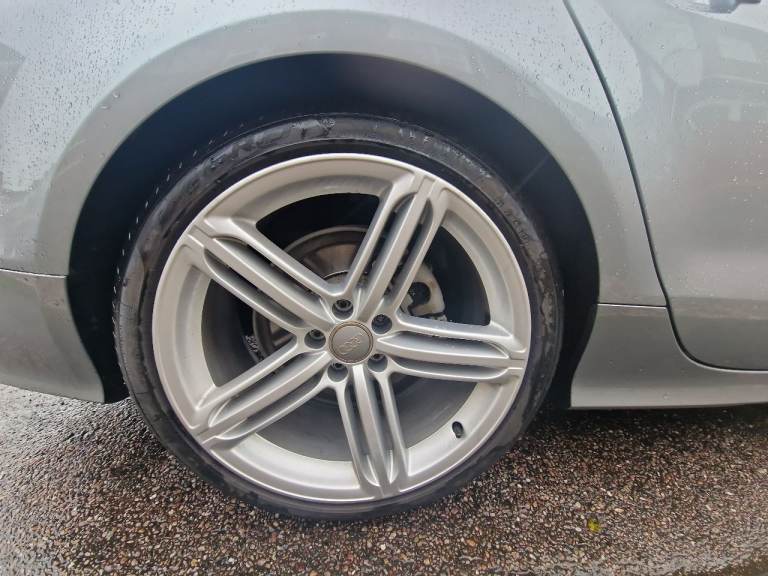 Audi A7 S line (2012) 3.0 TDI V6 S line Sportback 5dr Diesel S Tronic quattro Euro 5 (s/s) (204 ps)