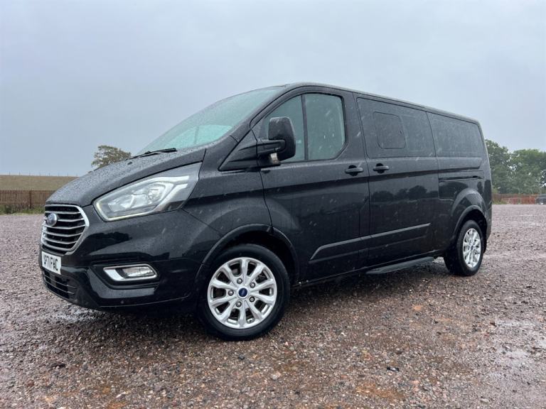 image for 2021 Ford Tourneo Custom 320 TITANIUM ECOBLUE 9 SEATER Minibus Diesel/Ele Manual