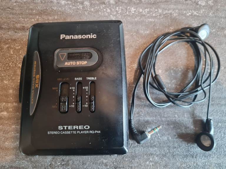 Panasonic RQ-P44 Stereo Cassette Player & Sony Earphones XBS Extra Bass System