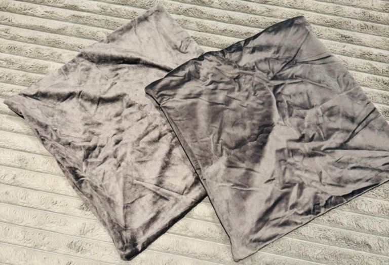2 x Charcoal velvet cushion covers 45×45