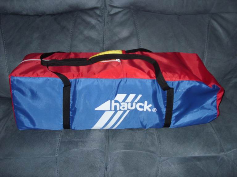 Hauck Travel Cot/Playpen