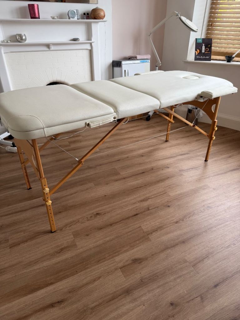 Massage / Beauty Couch with extras