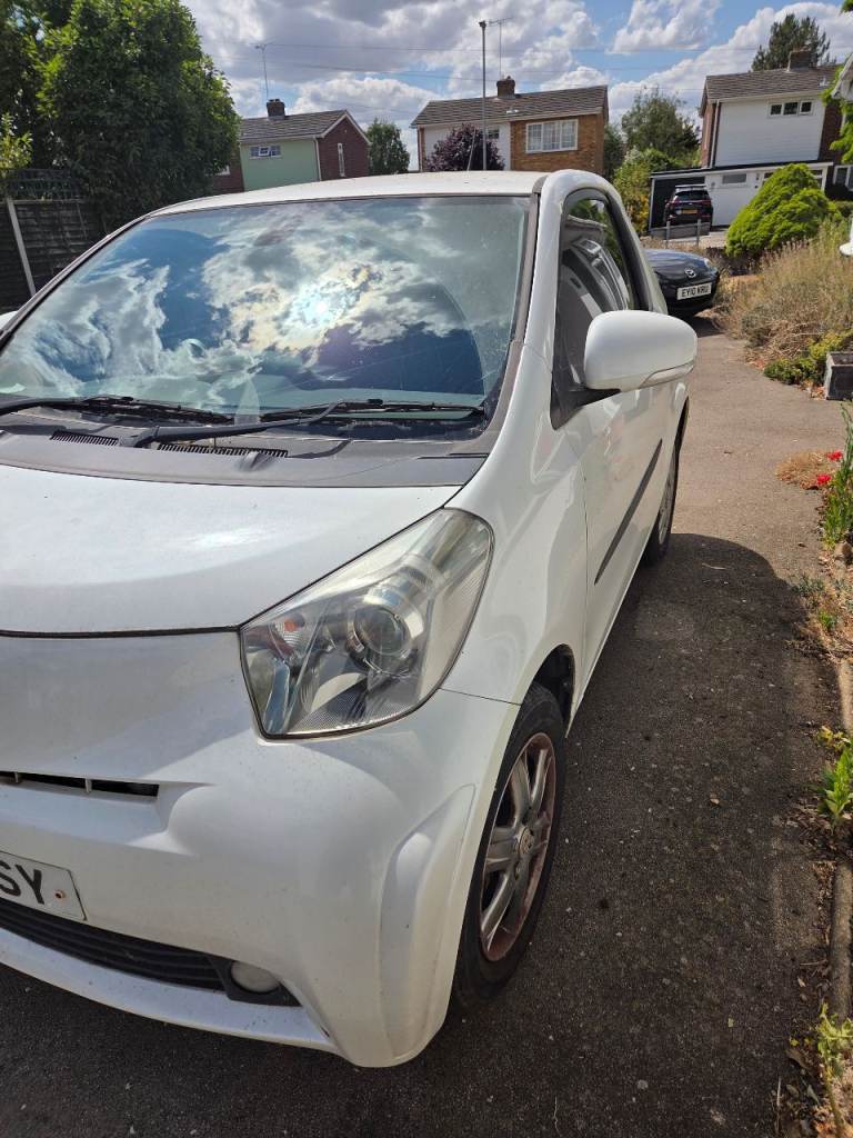 Toyota, IQ, Hatchback, 2010, Other, 998 (cc), 3 doors