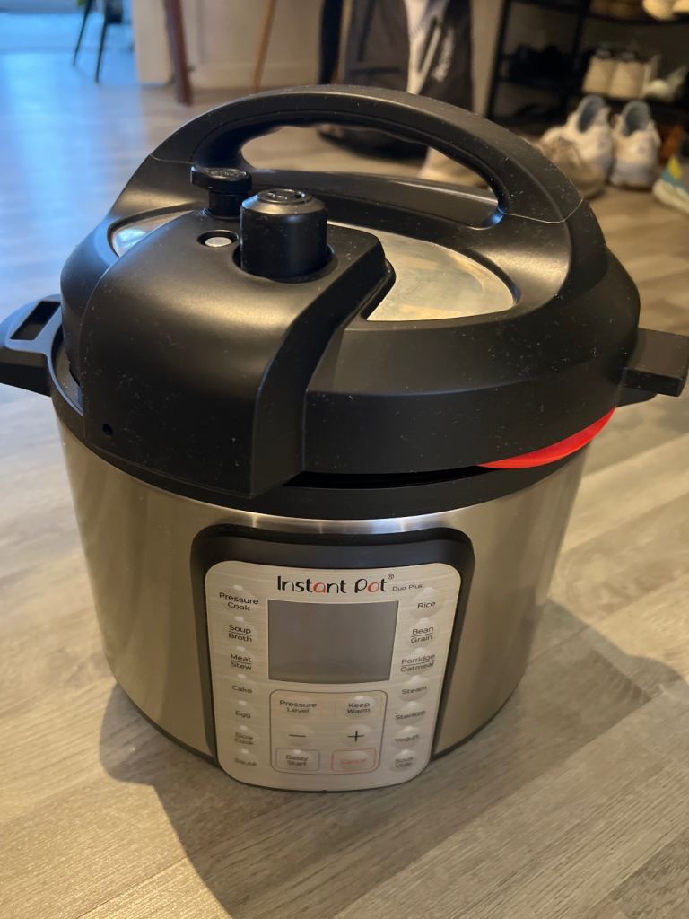Instant Pot Duo Plus 60 – Electric Pressure Cooker (Used Once, As New)